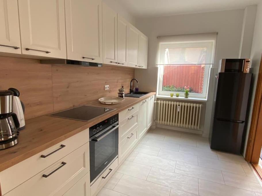 Feddersen Living Grosse Ferienwohnung - Garten - Terrasse - Smart Tv - Netflix Брунсбюттель Экстерьер фото
